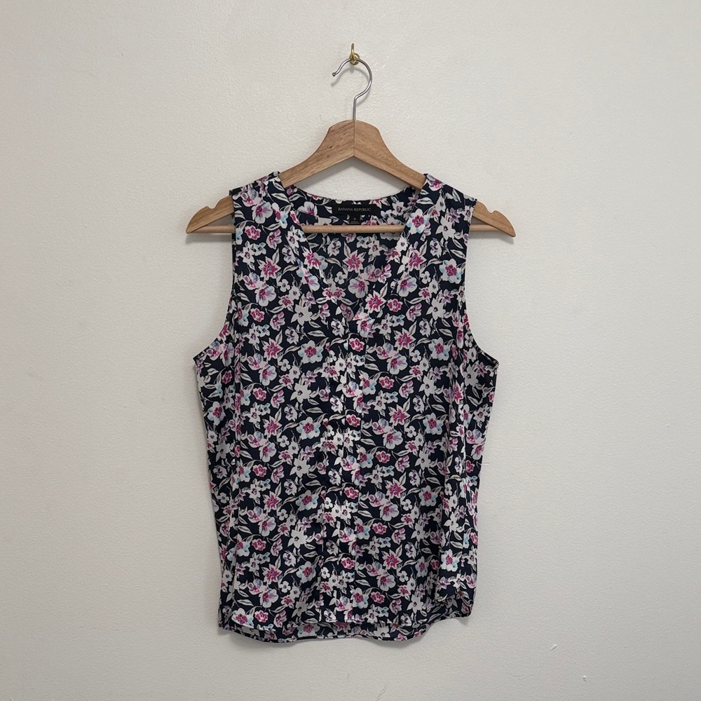 Banana Republic Floral Sleeveless Blouse
